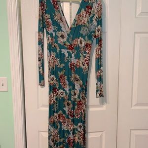 Jessica Simpson Maternity Dress